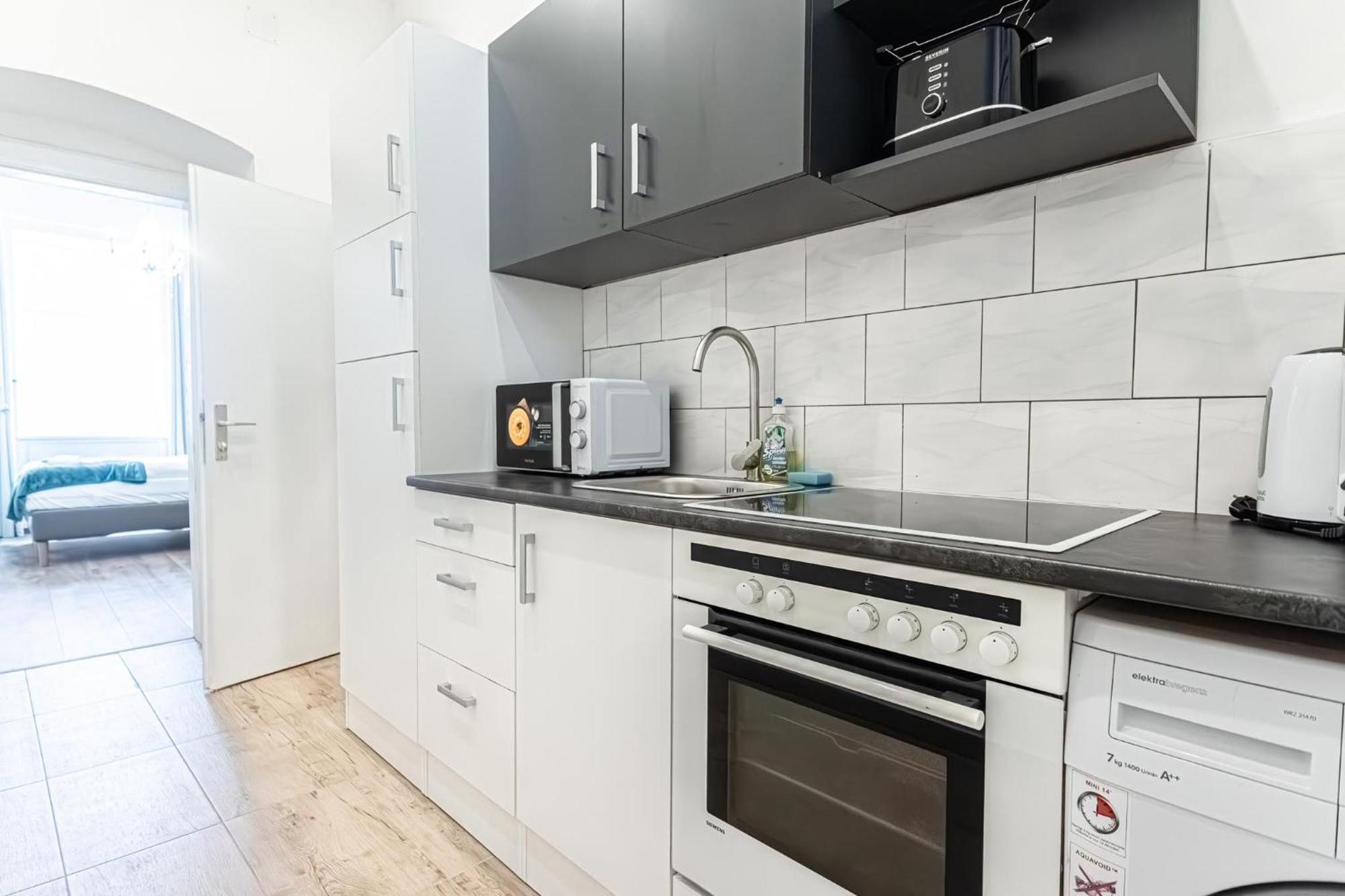 Appartement Comfortable 1br In Beautiful Location *